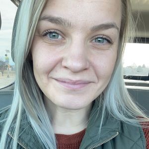 Meet your Posher, Rebecca